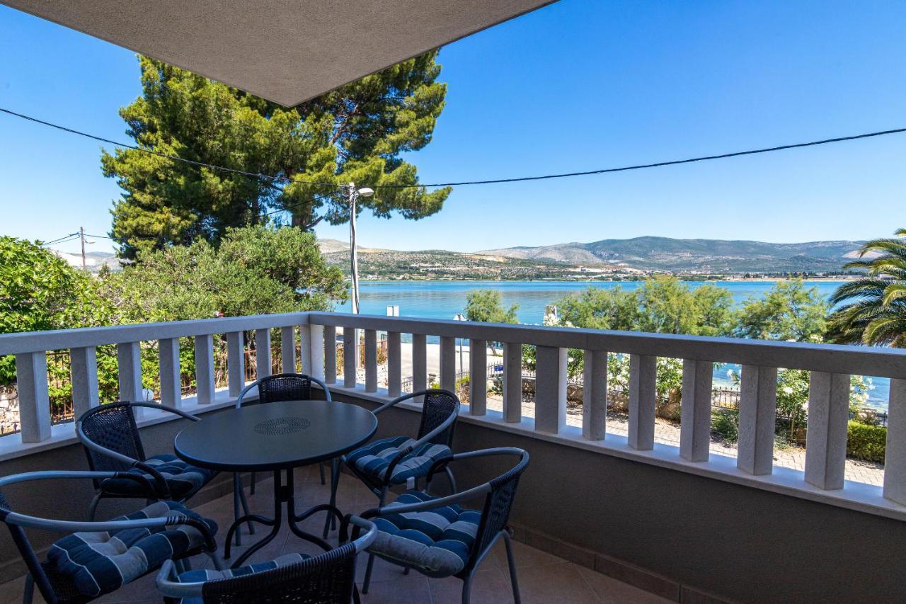 Apartments Janja Trogir Exterior photo