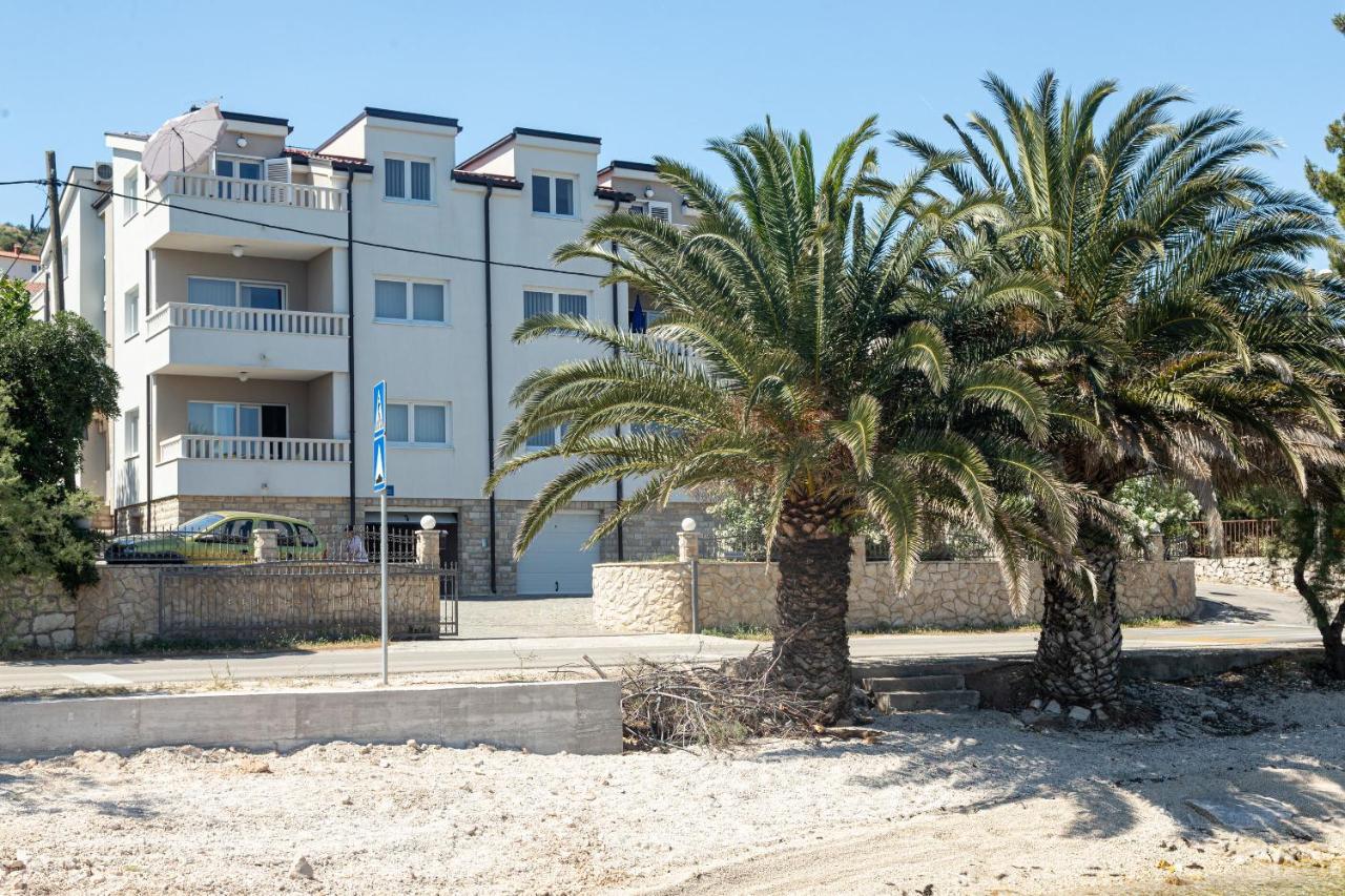 Apartments Janja Trogir Exterior photo